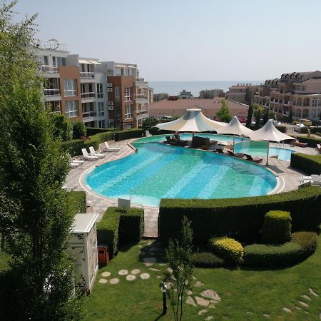 Apartments Del Sol - Sunny Island Complex Chernomorets Bagian luar foto