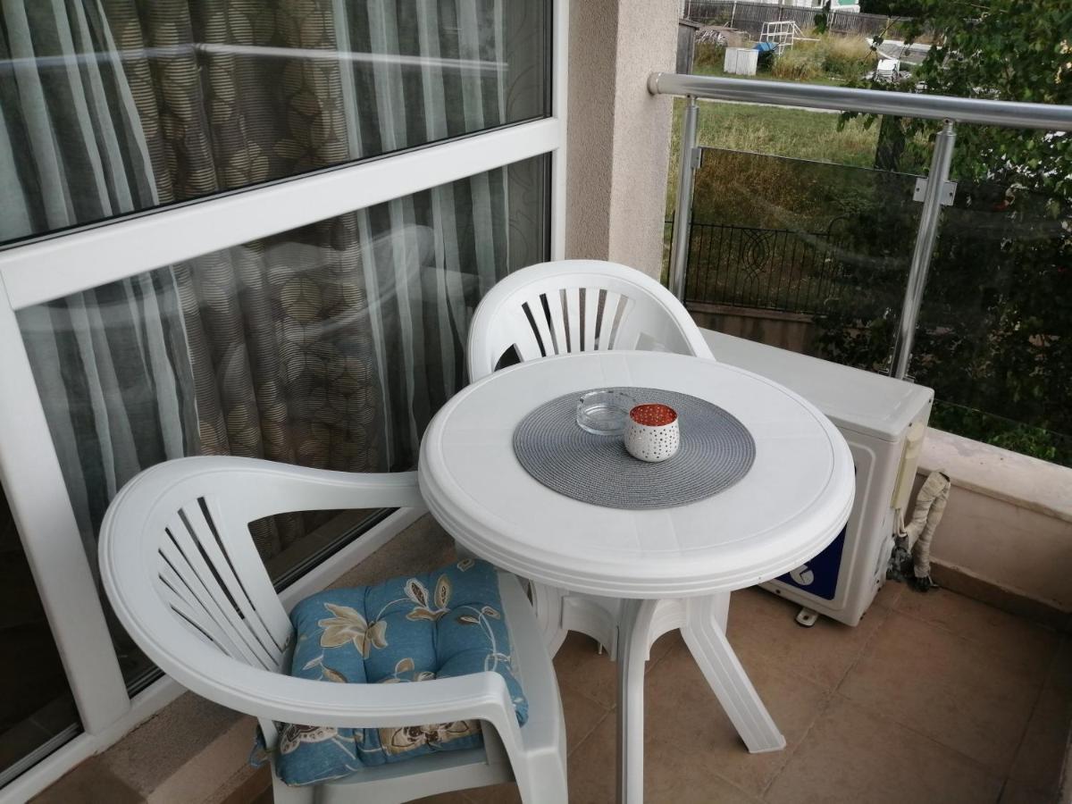 Apartments Del Sol - Sunny Island Complex Chernomorets Bagian luar foto
