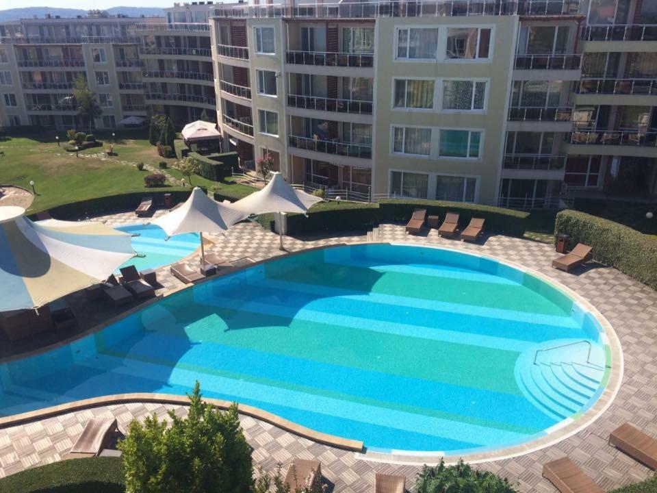 Apartments Del Sol - Sunny Island Complex Chernomorets Bagian luar foto